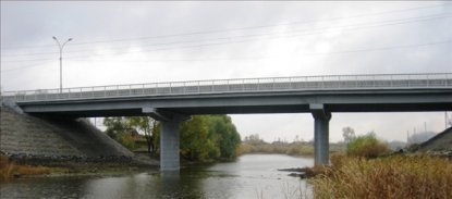 В Кыштовском районе построили вантовый мост